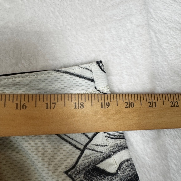 Tommy Bahama Boardshorts Mens Size 38 Cream Relax Waves All Over Print - Picture 5 of 8